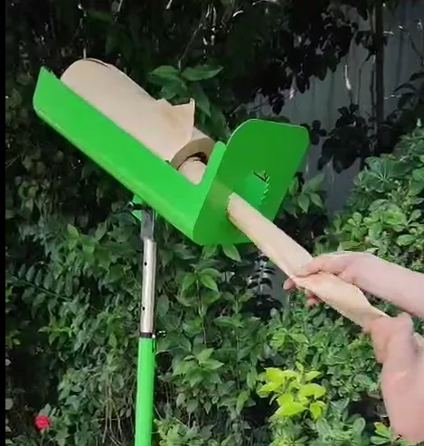 Recycled paper for void filling material with a manual dispenser