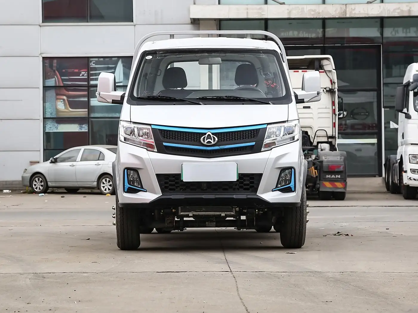 Changan/KYC X3 EV Cargo Vehicle Full Electric Cargo Truck 2 Door 2 Seat Mini Truck CLTC 230km Range Changan KYC Auto for Sale