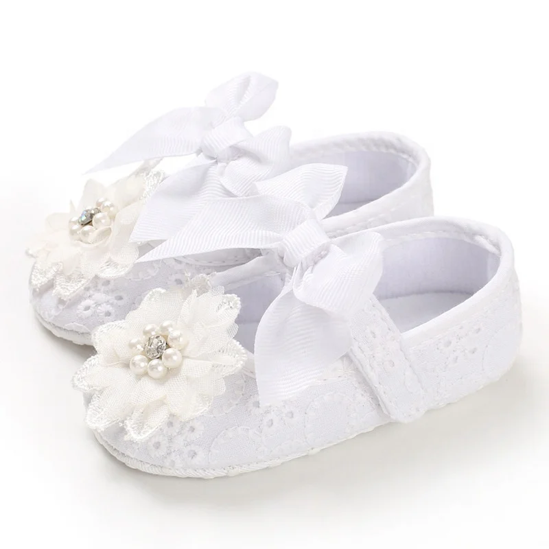 Лидер продаж, красивая кружевная Цветочная обувь для маленьких девочек EVERTOP, обувь для новорожденных
