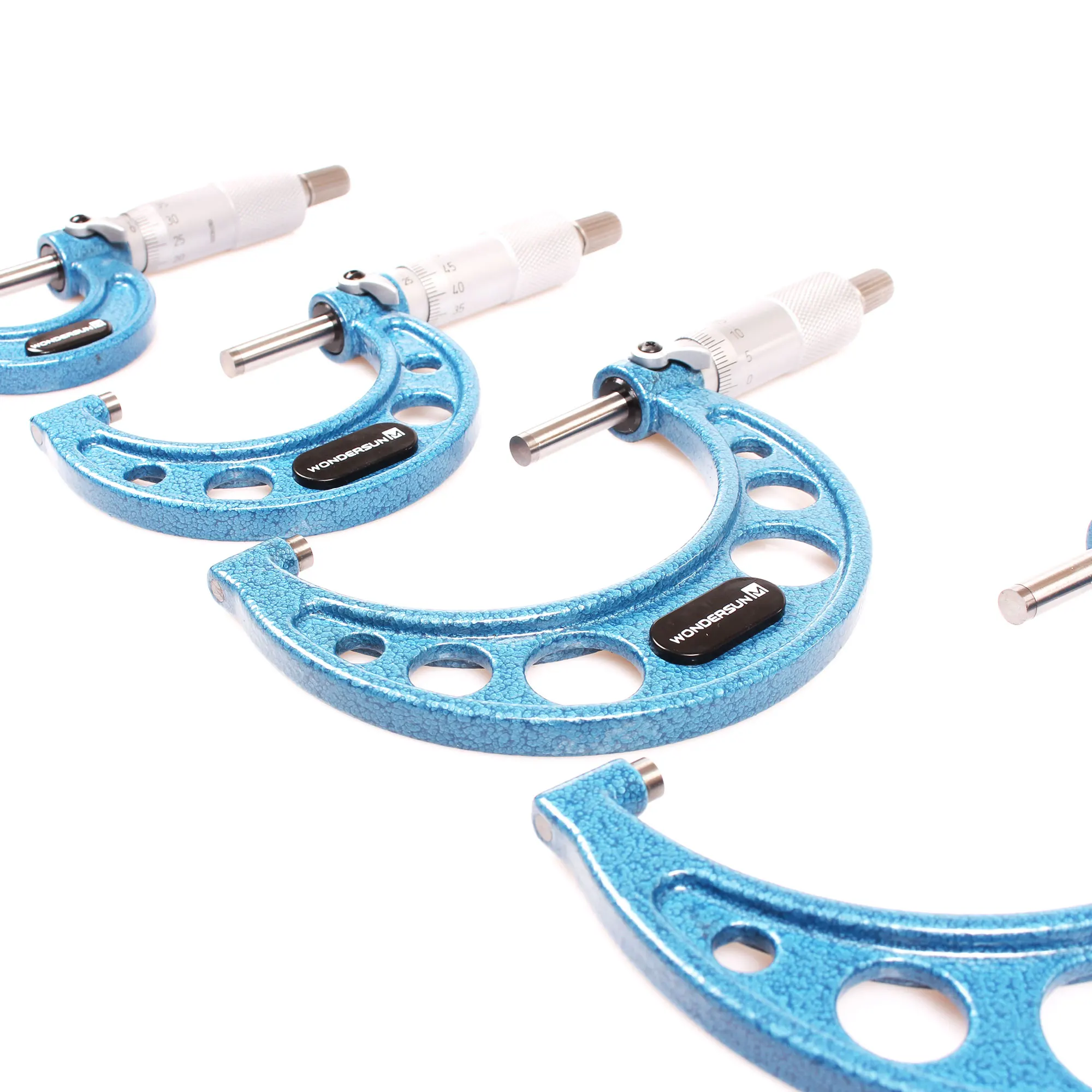 Industrial Quality Micrometer 0-100mm  Outside Micrometers Set with Stainless Steel Spindle and Carbide Tips