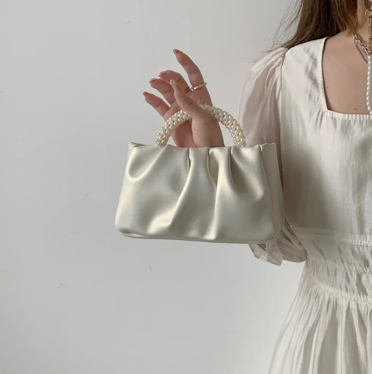 Wholesale Womens Handbags High Quality Trendy Luxury Lady Party Pearl Hand Bags Evening Clutch Women