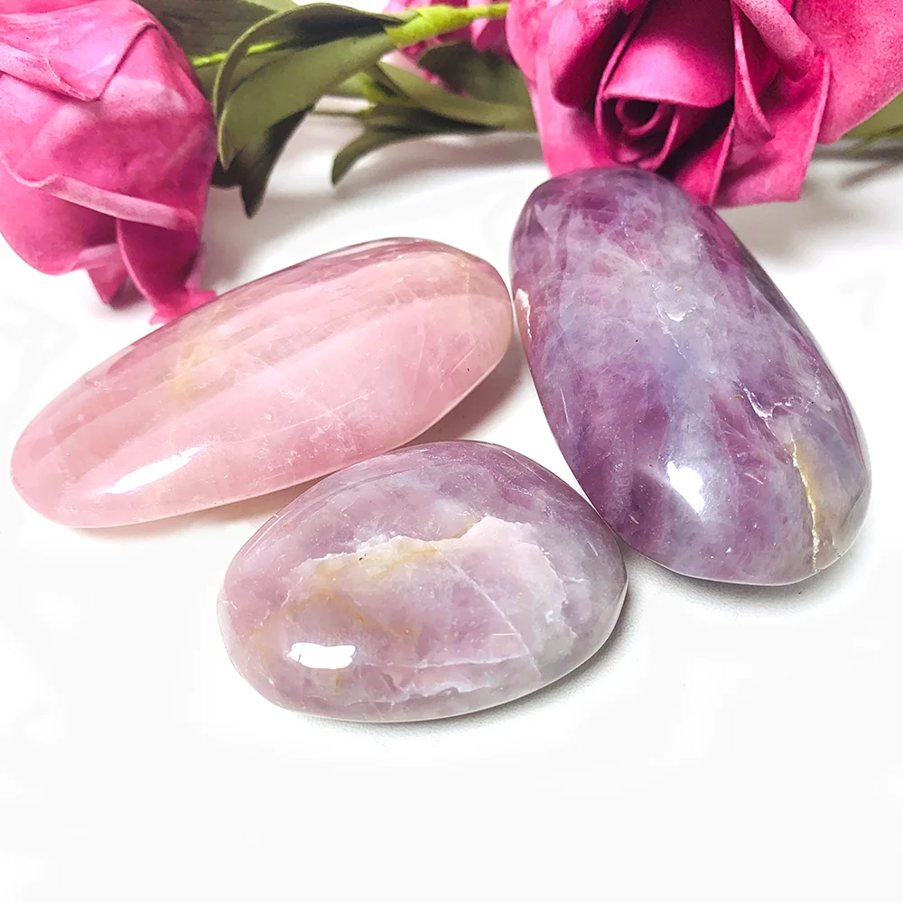 
Wholesale Hand carved crystal rose amethyst quartz Palm stone for crystal healing stones 