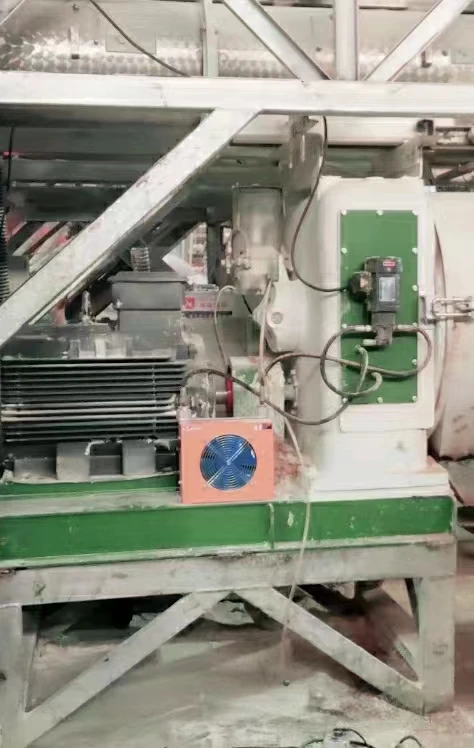 Chicken and Poultry Manure Dung Organic Fertilizer or Bio Fertilizer Belt Drive Ring Die Pellet Making Machine