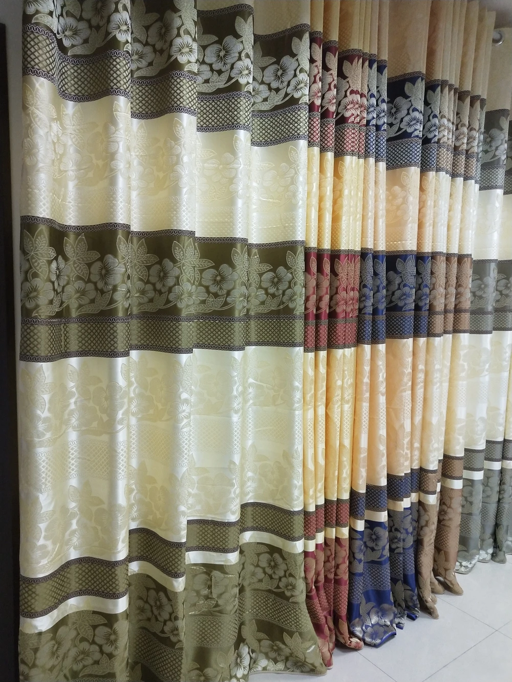 Small Moq Economical Jacquard 100% Polyester Stretch Fabric For Curtain