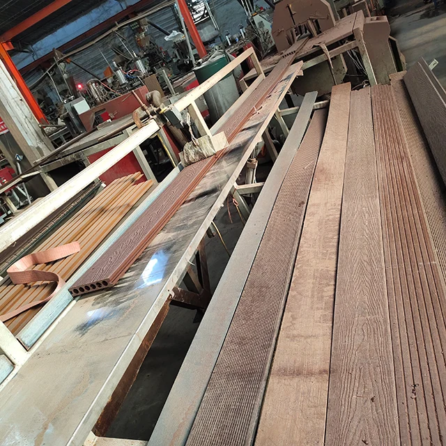 waterproof slip resistant terrace patio wpc composite decking boards outdoor wood plastic flooring wpc deck exterior