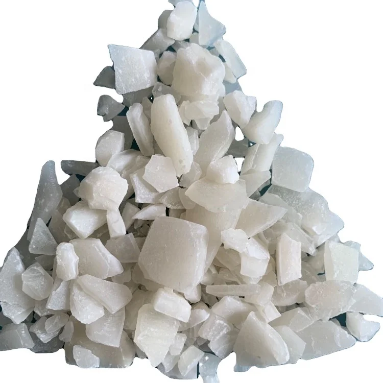 China flakes aluminium sulfate for water purifying