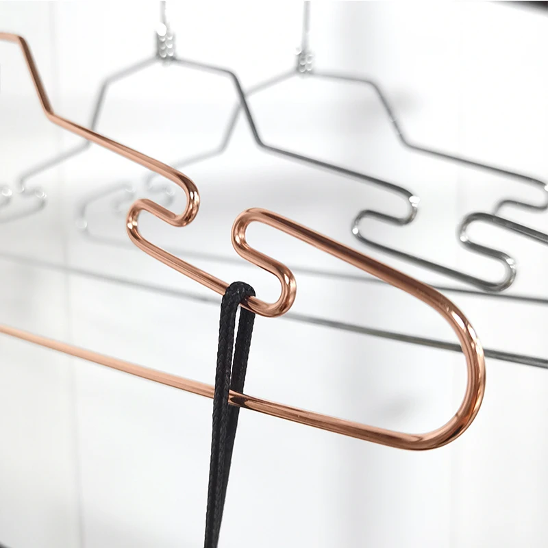 Wholesale simple wire hanger adult metal hangers non-slip multifunctional underwear drying clothes hanger