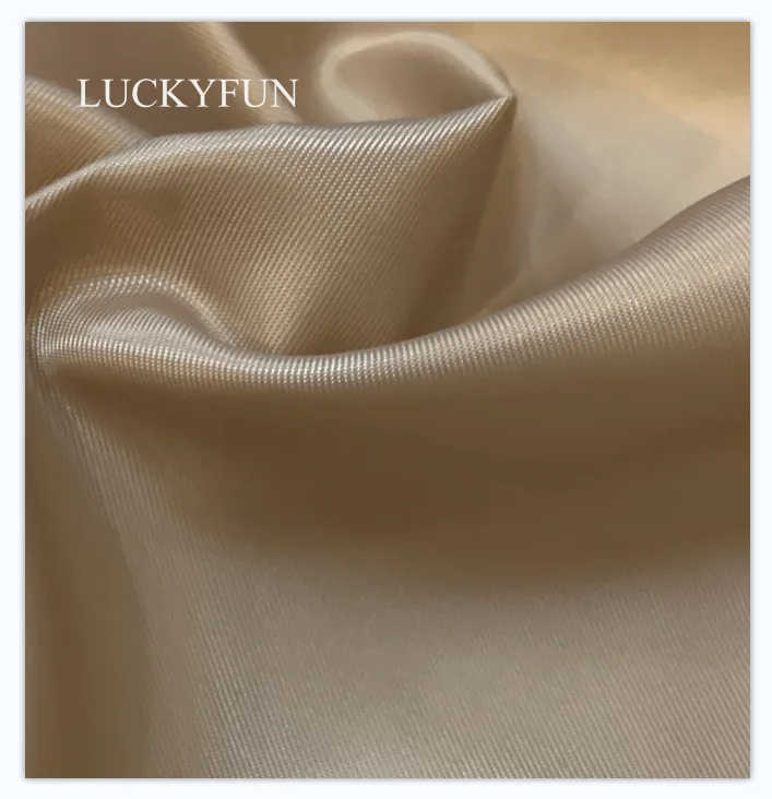 polyester fabric Soft and comfortable  use for making  lining  coat