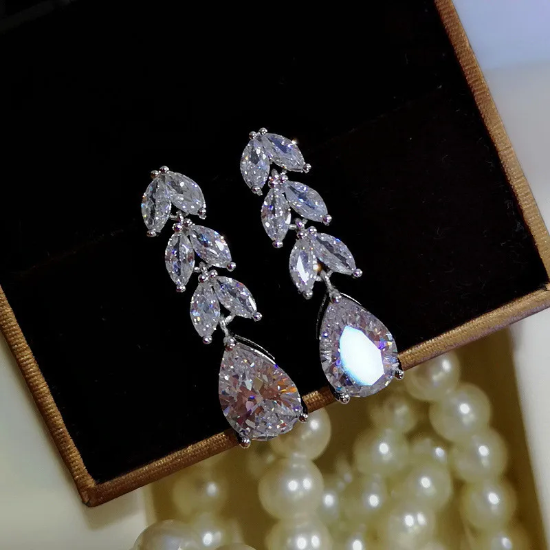  Luxury Leaf Zircon Bridal Earrings For Women Trendy Crystal Bling Drop Wedding Jewelry Party 2021