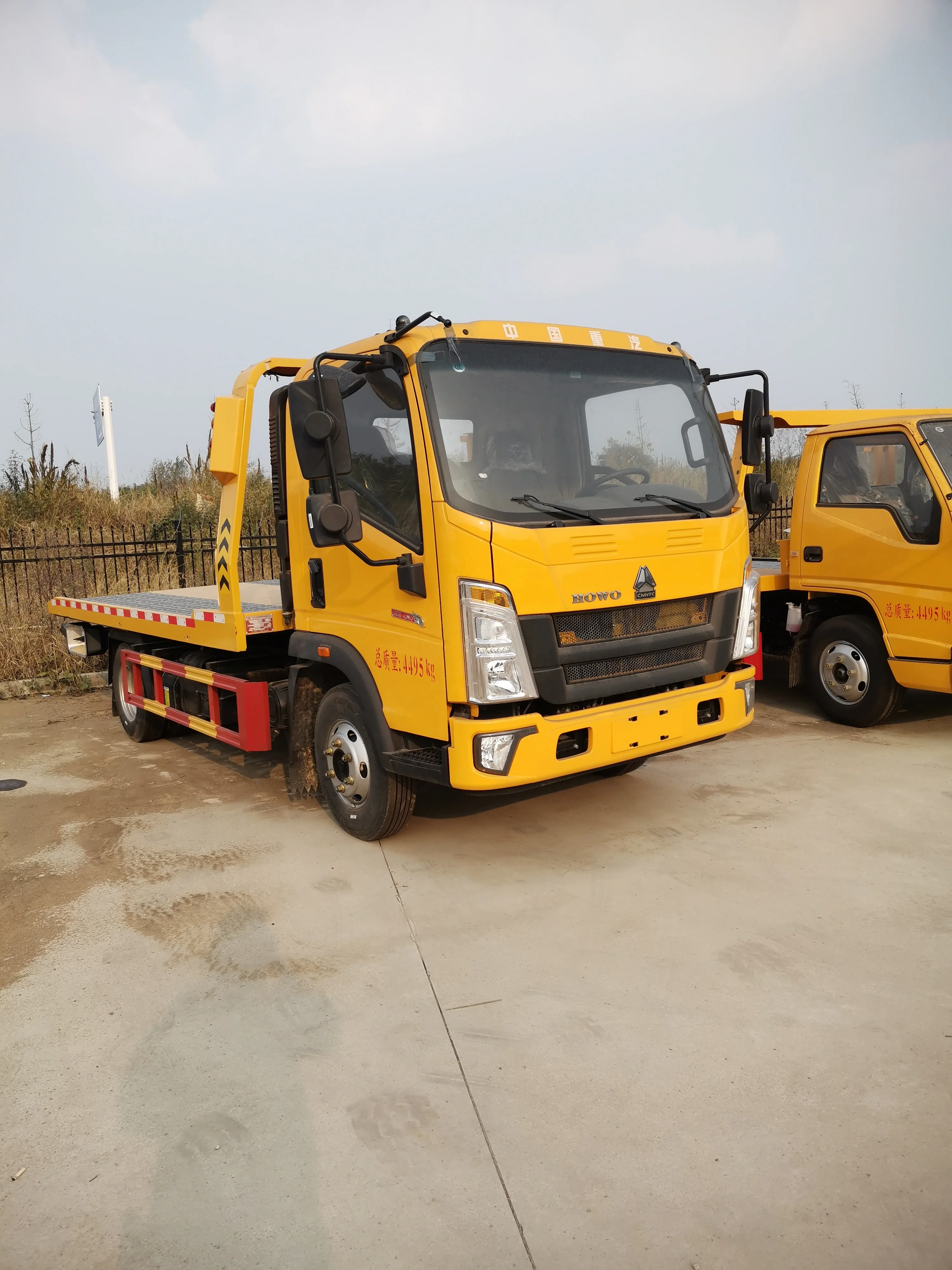 Высококачественный Sinotruk HOWO новый грузовик-эвакуатор 4x2 3 тонны 5 тонн для