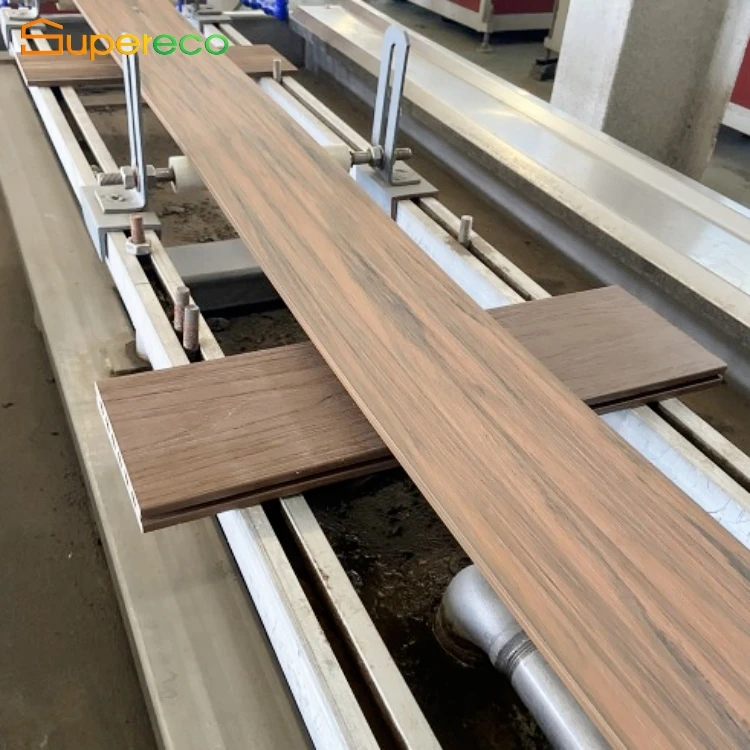 China Manufacture Durable WPC Wooden Decking Board Co Extruded 3D WPC Decking for Wall