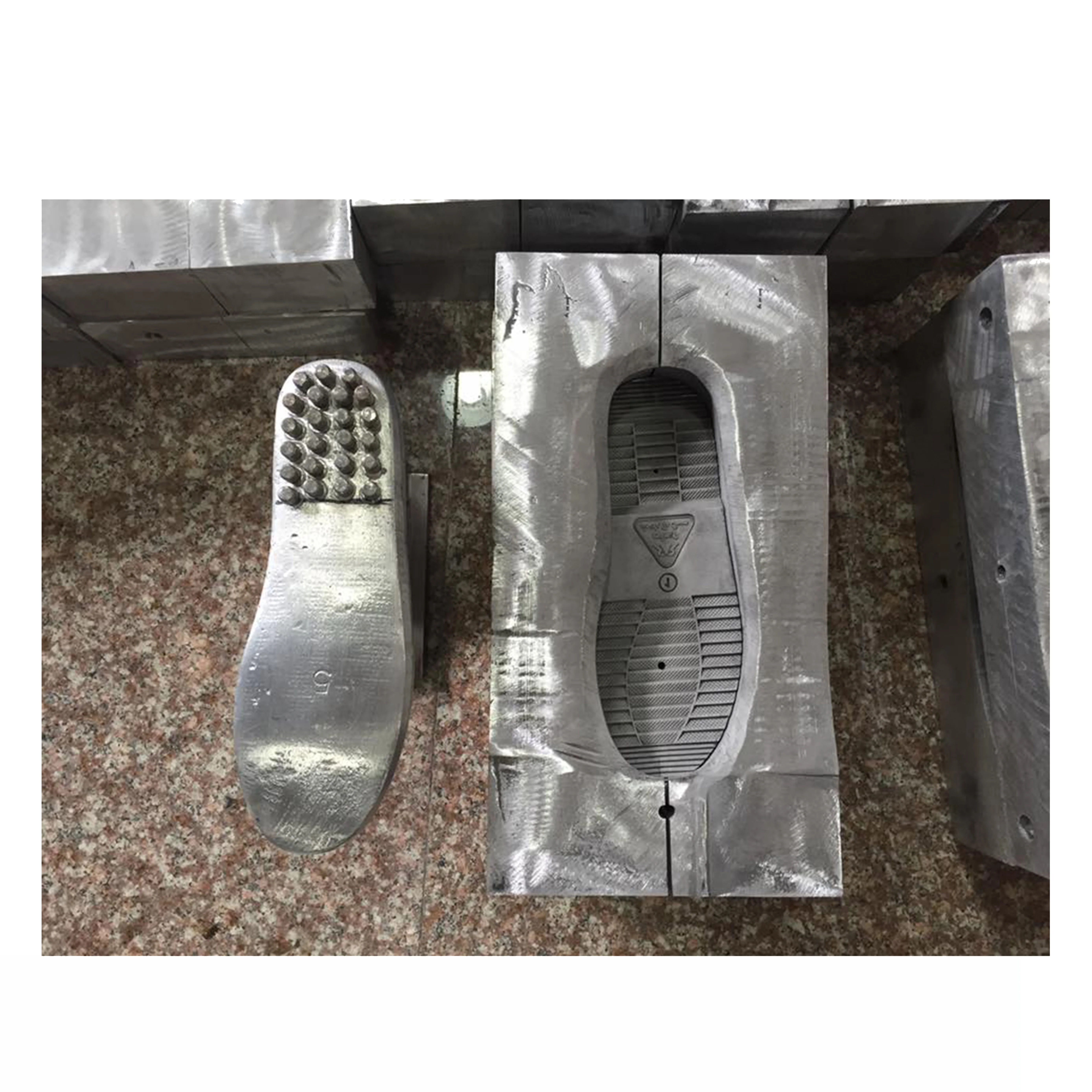 PU Injection Plastic Polyurethane Foam Shoe Sole Mold