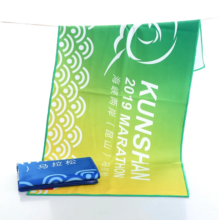 Small MOQ 100% Polyester Microfiber Sports Slogan with Logo Custom Rally Towel