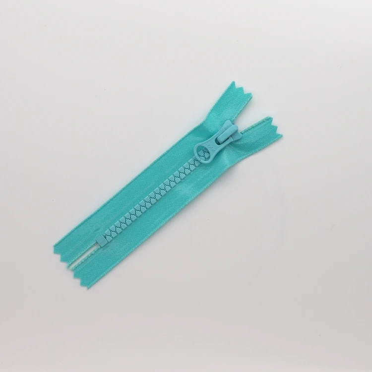 YKK ZIPPER WATERPROOF VISLON PLASTIC Wholesale Price High Quality Handbag Bag Nylon Zipper Custom Zipper By The Yard