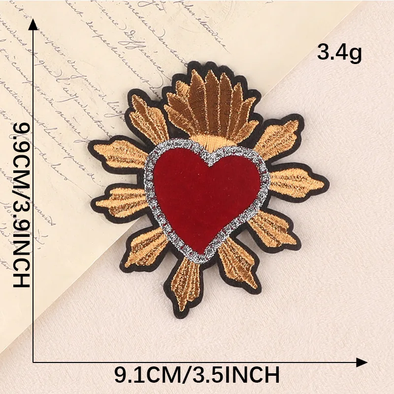 Designer Crown Sew on Embroidery Patches Heart Shape Full Embroidered Patch for Garment