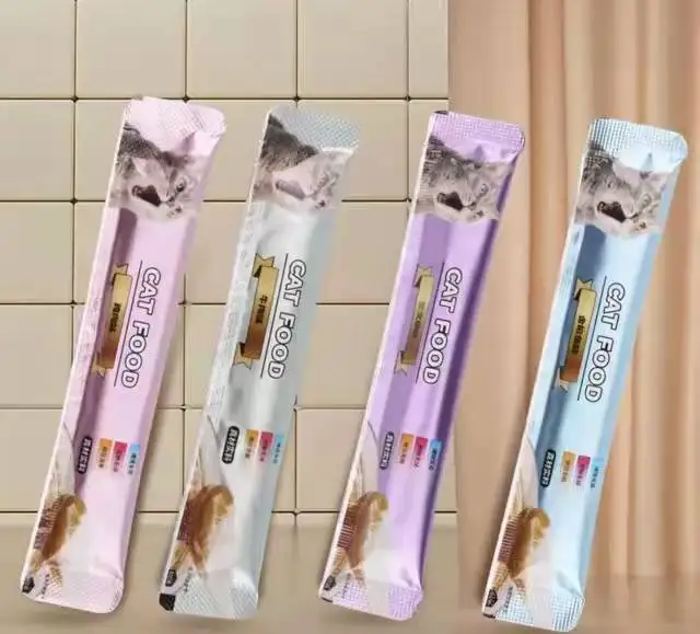 Factory Custom wholesale 15g Delicious Cat Bars Cat Treat Snack Wet Food