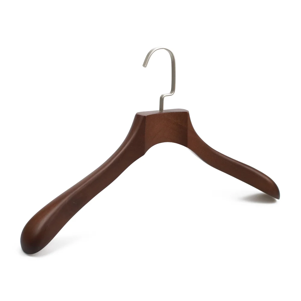 Custom Luxury Wooden Coat Hanger Antique Color Swivel Hook Wide shoulder Hanger For Clothing