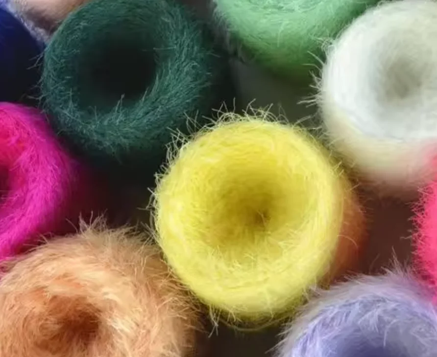 Best Fancy Yarn chenille Polyester Acrylic Yarn Feather Yarn For Sweater