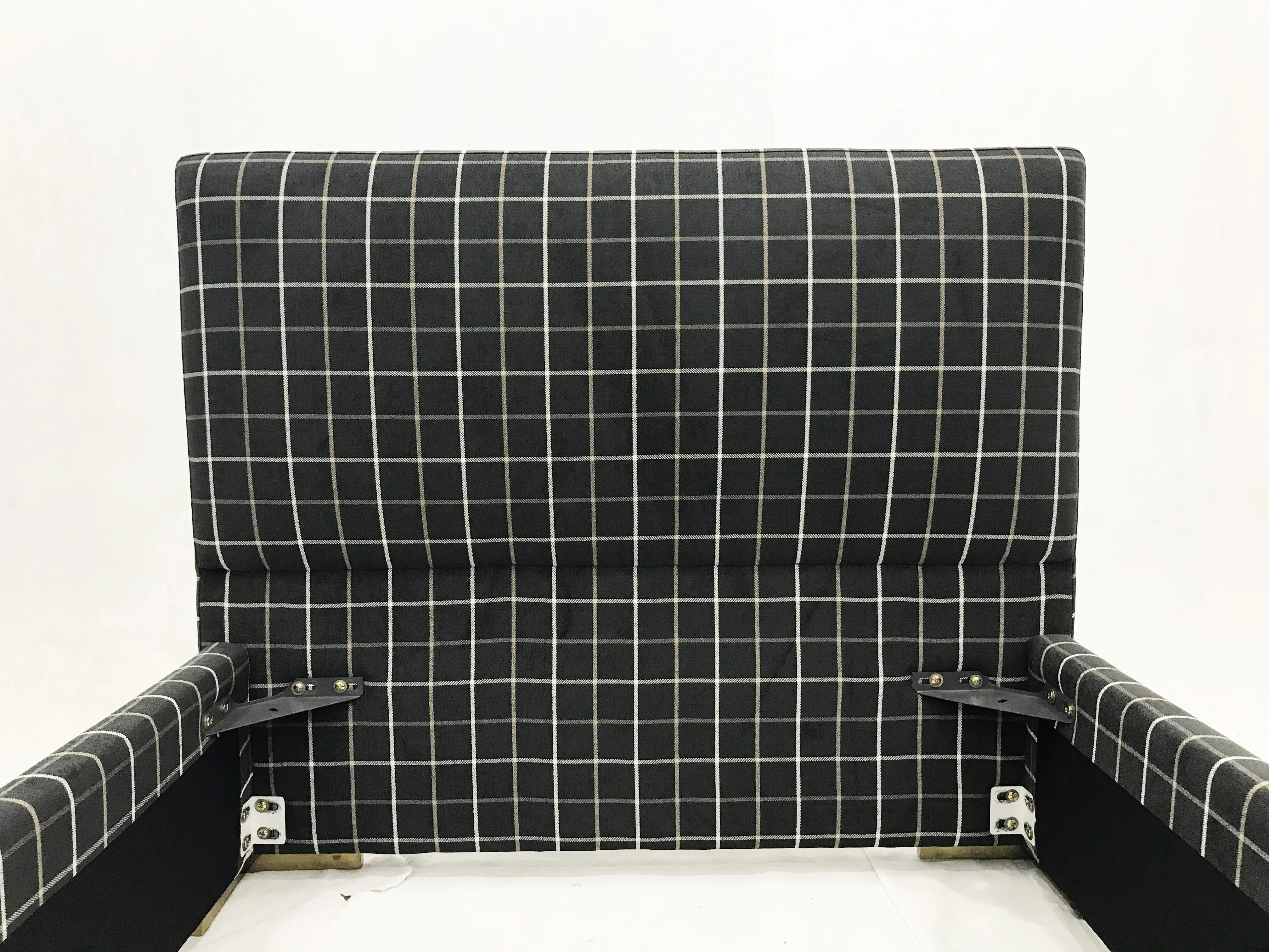 Italian Luxury Furniture Stylish Bedroom Set Black & White Plaid Bed High Quality King Size Modern Double Bed Fabric Bed