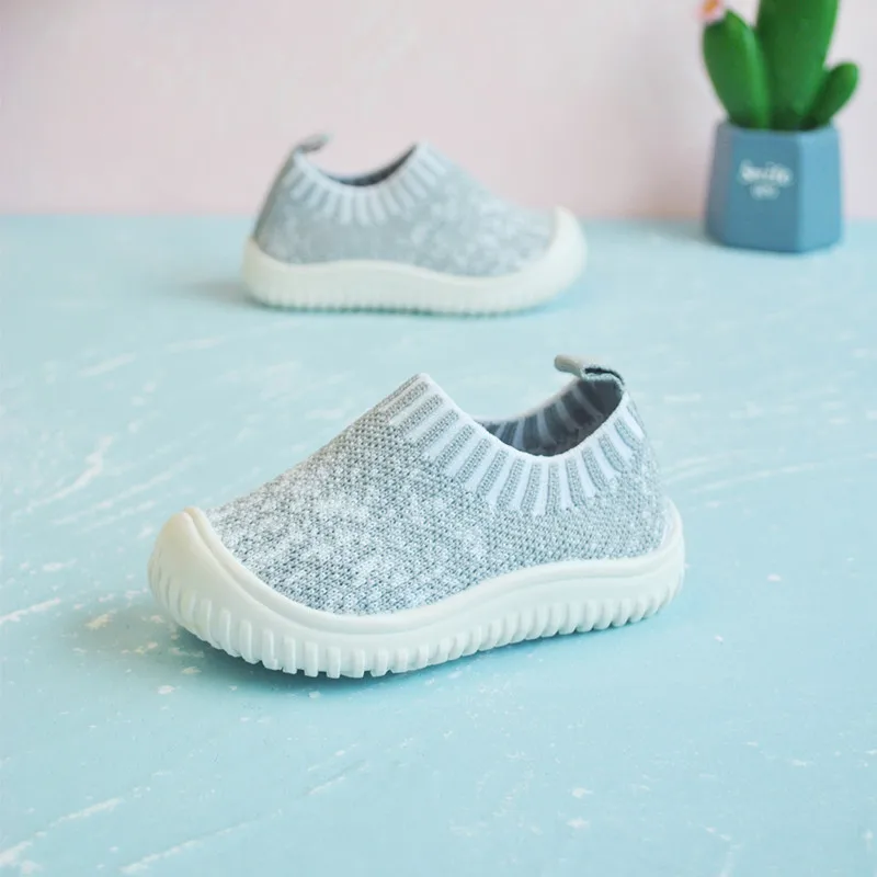 
Fly Weave Fabrics Two Solid Colors Slip-on Shoes Children School Casual Shoes 