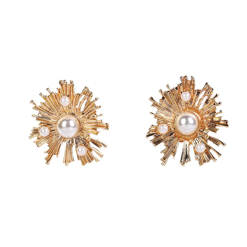 Wholesale Cool Wind Bohemian Diamond-flower Gold Drop Glaze With Tiny Heart Earrings