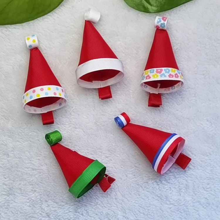 Hot selling Christmas Grosgrain Ribbon baby girl hair accessories cartoon candy cane Christmas mini santa hat hair bow clip