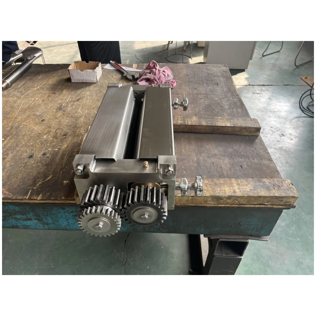 Source Factory SUS410 Customized Durable Heat Proof Japanese Ramen Noodle Cutter for ramen noodle maker