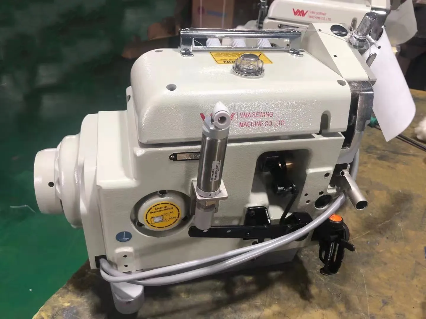 factory Price V-997D-4/KS-FR01 Computerized Lockstitch Industrial Sewing Machine