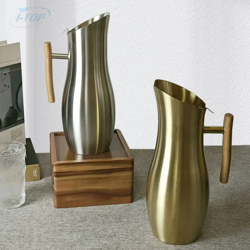 Custom Logo Stainless steel Juice cool Water Jug Water Pitcher for beverages