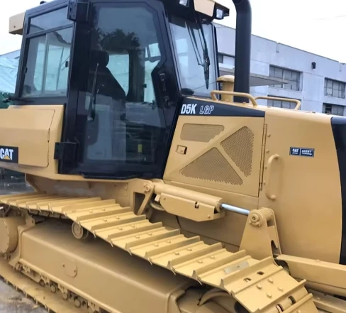 Бульдозер Cat D5K оригинальный бульдозер CAT гусеничный d5k в хорошем состоянии для продажи