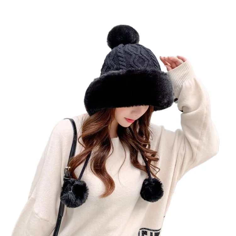 New Design Fashion Custom Cute Knitted Pom Thicken Nit Bobble Beanie Hats For Ear Protection