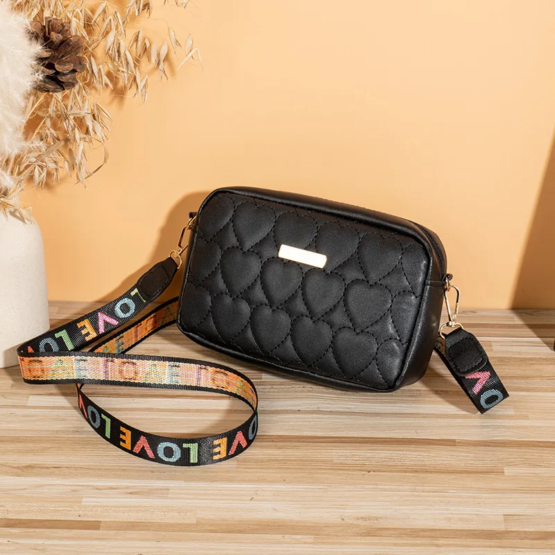 2024 Wholesale Cheap Mini Heart Quilted Handbag Women Lightweight Pu Leather Shoulder Crossbody Bag Purse