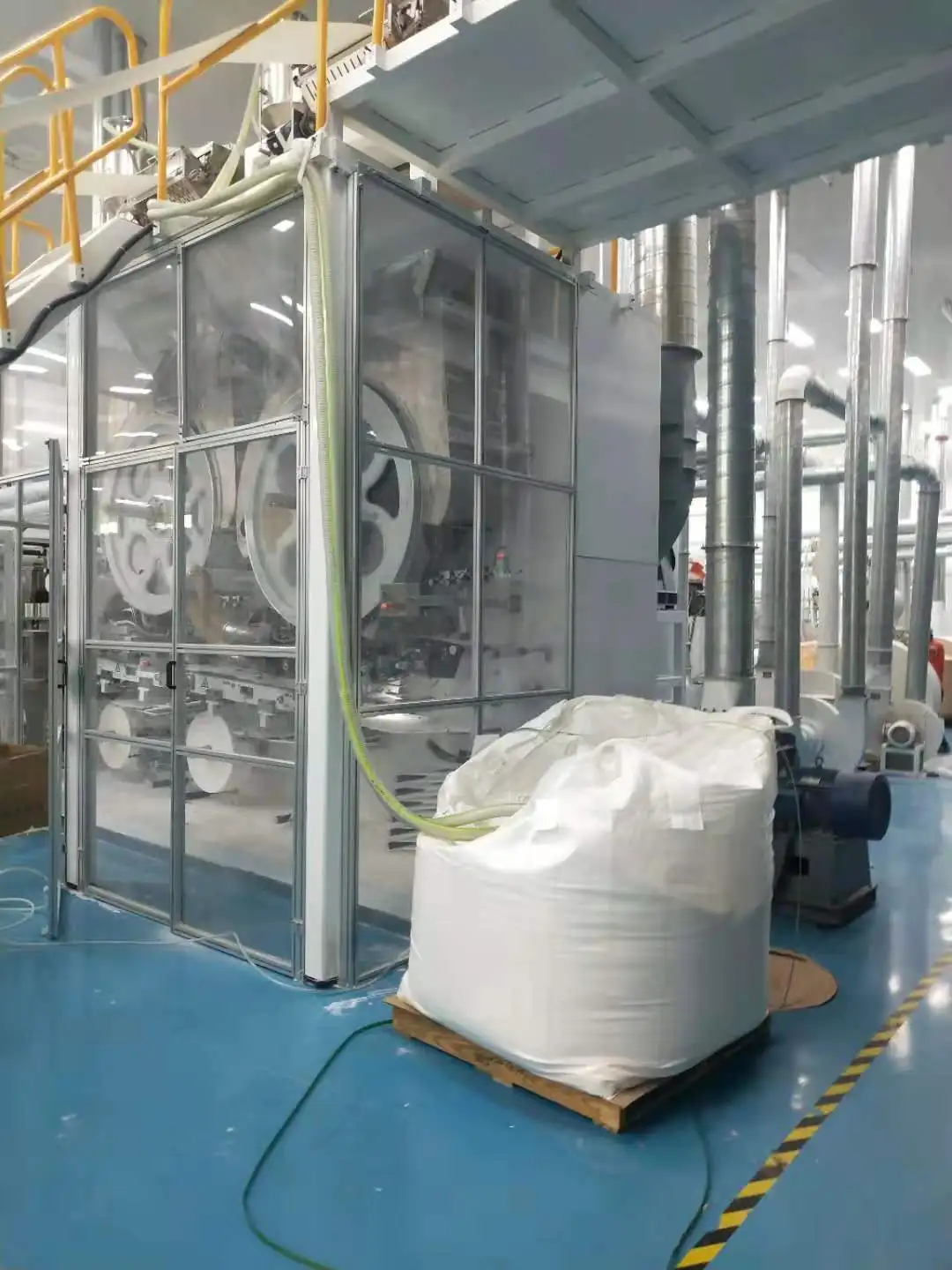 Welldone China adult and baby diaper making machine production line