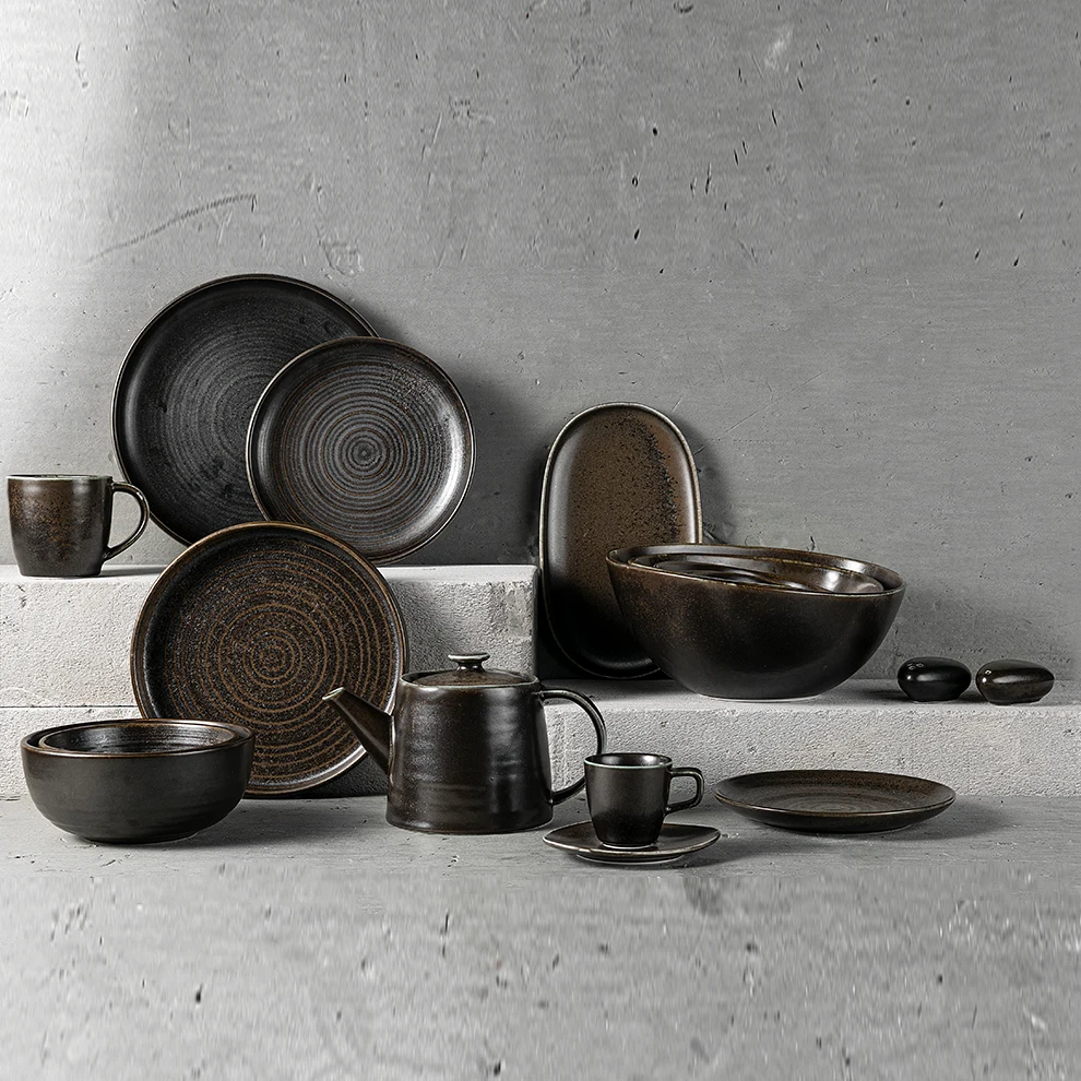 Creative Japanese Style Matte Black Frosted Dinnerware Set  Spotted Design Dinnerware Sets Ceramic Plate Set For Home Restaurant