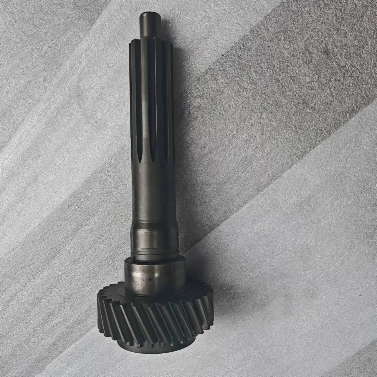 Auto Spare Parts Hot Sale Alloy Steel S6-160 6S159 Input Shaft First Shaft Transmission 11156302024 Drive Gear Shaft Assembly