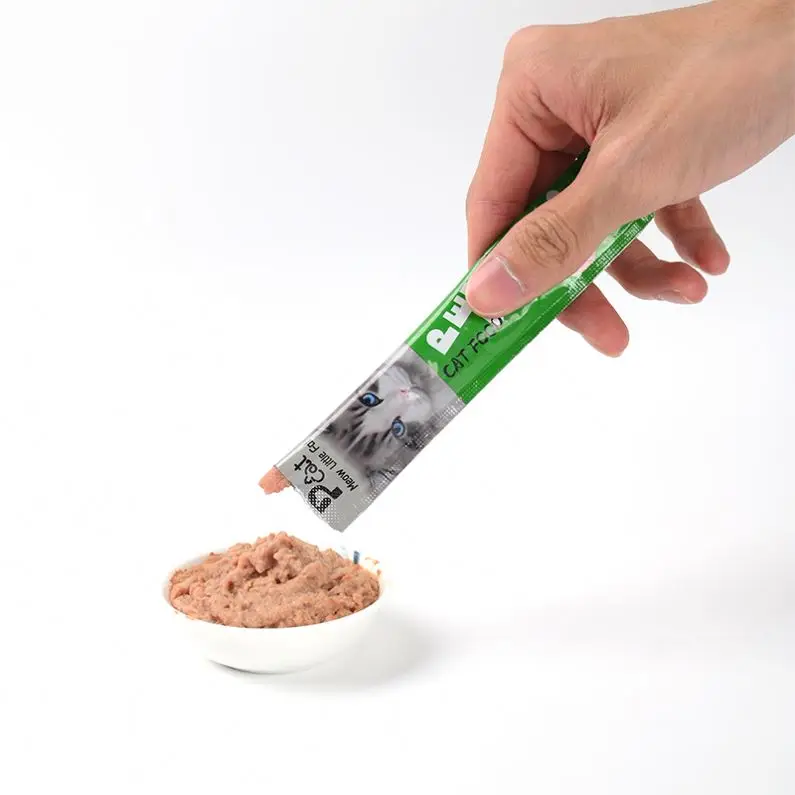 Hot Sale Factory In China Natural Premium Fast Delivery Cat Snacks Dry Cat Food Salmon