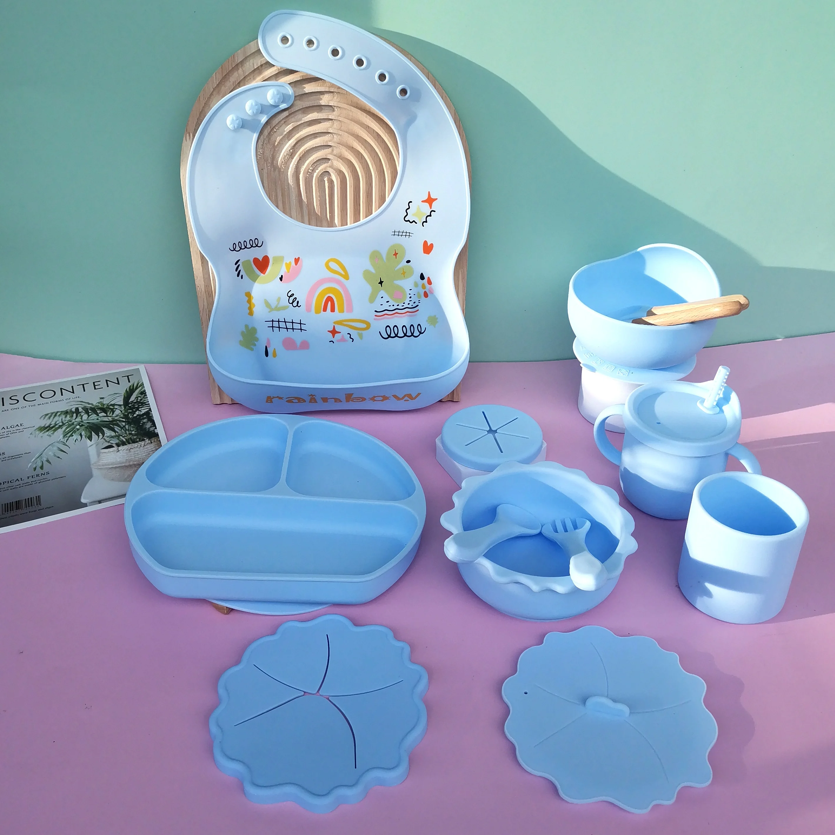 New wholesale customizable popular food grade silicone plate bib fork spoon baby feeding tableware set