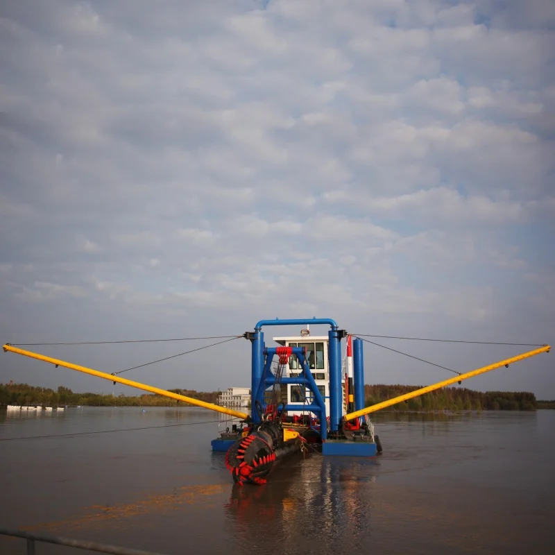 China 14-inch High Performance Cutter Suction Sand Dredger for River Dredging and Sand Mining