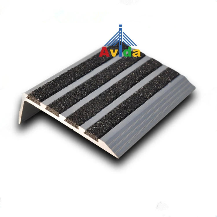 Abrasive Aluminum Anti-slip Stair Nosing for Timber Staircase