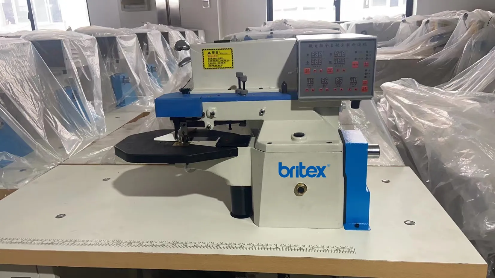 Good Britex BR-298B Leather round hot melt edge Full automatic gluing folding machine for upper bag wallet and other l