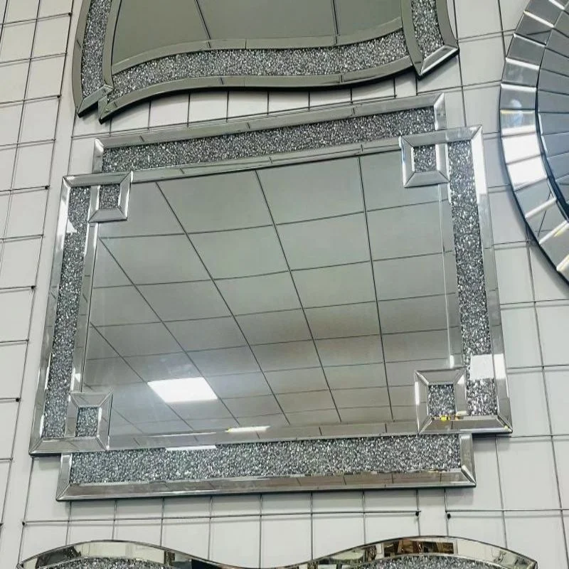 Minimalist Design Round Crushed Diamond Glass Mirrored Decorative Mirror