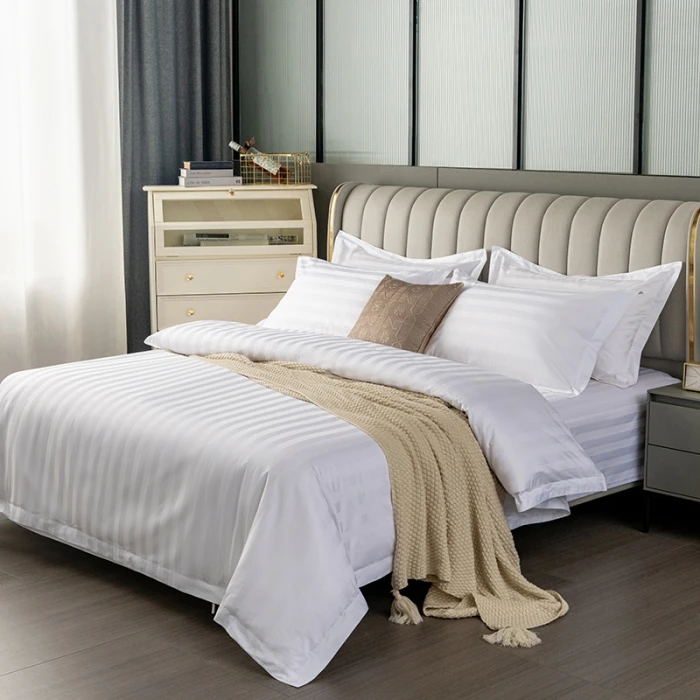 wholesale customized logo egyptian 100% cotton hotel bed linen 4 pcs stripe bed sheet