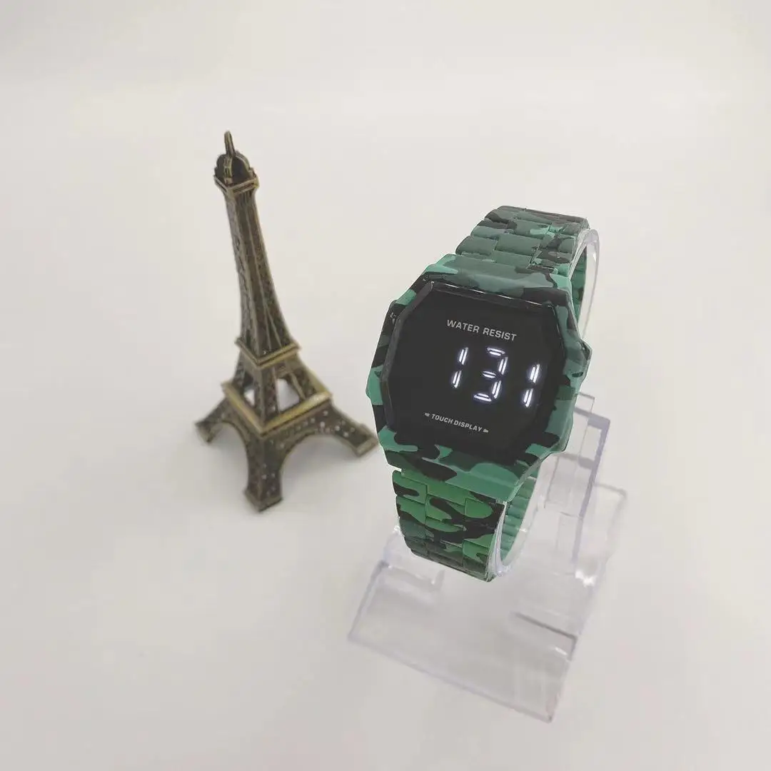 5 Colors In Stock Hand Touch Luminous Camouflage Watch Men Oil Injection Vintage Watch Digital