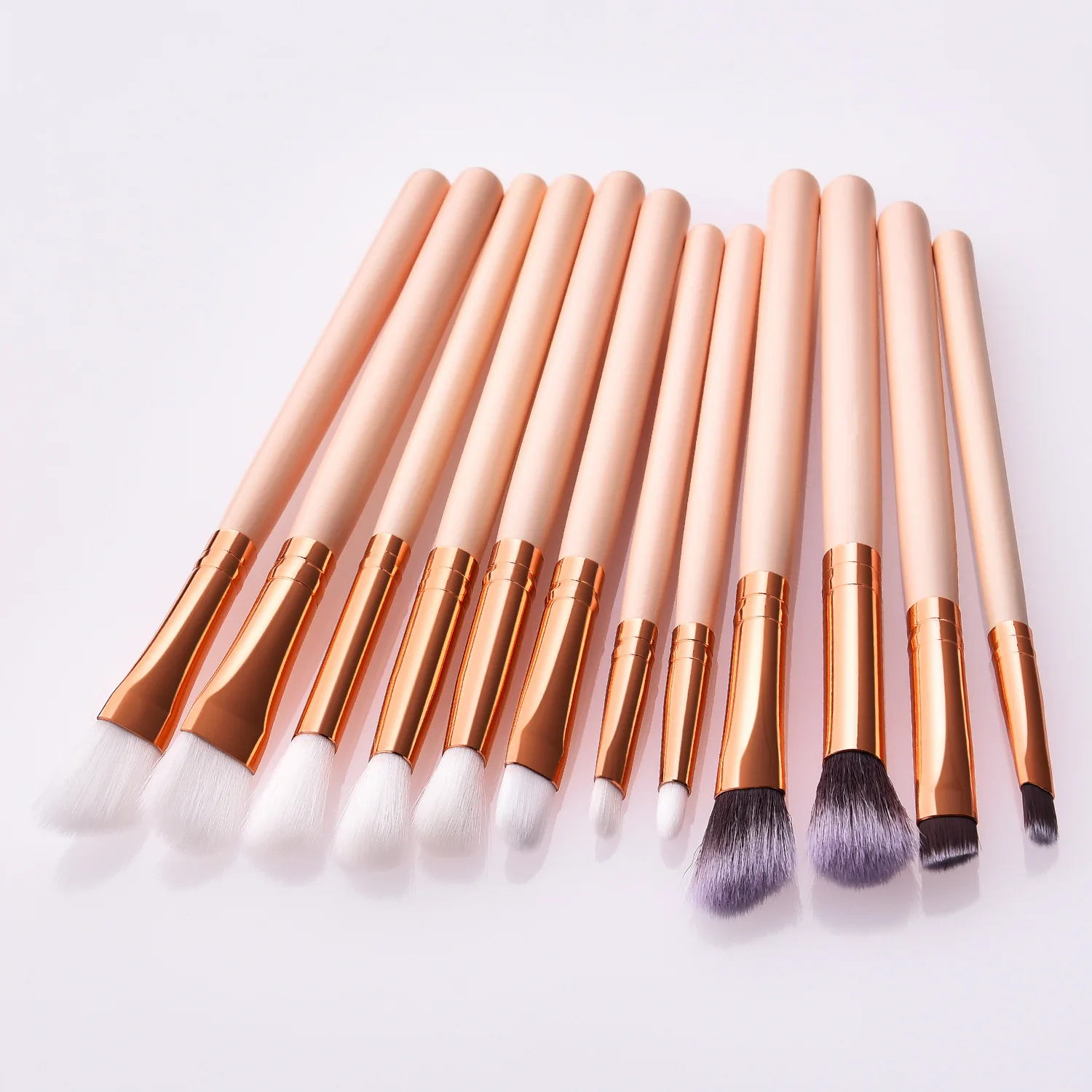 New Arrival 12 Pcs Brush Set Makeup Portable Wooden Handle Build Your Own Makeup Brush Set Soft Fur Makeup Eye Brushes