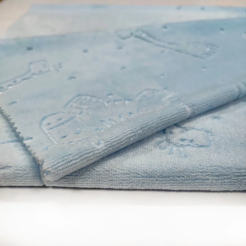 Customized Silky Blue Elephant Or Giraffe Pattern Embossed Flannel For Blanket