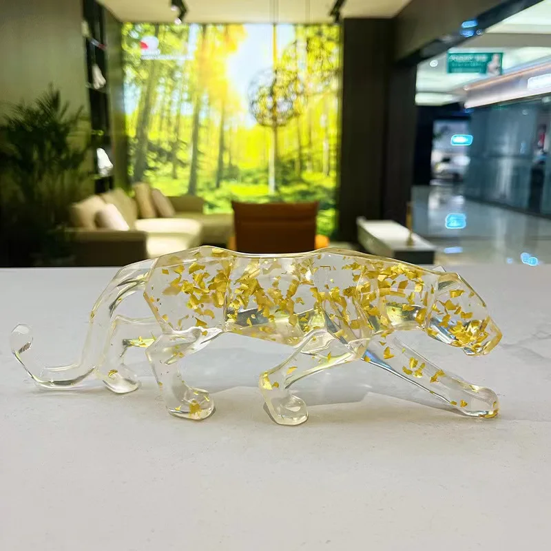 Luxury Home Office Decorative Transparent Acrylic Leopard Statue Handicrafts Money Sculpture for Home Art Anime Great Gift Idea