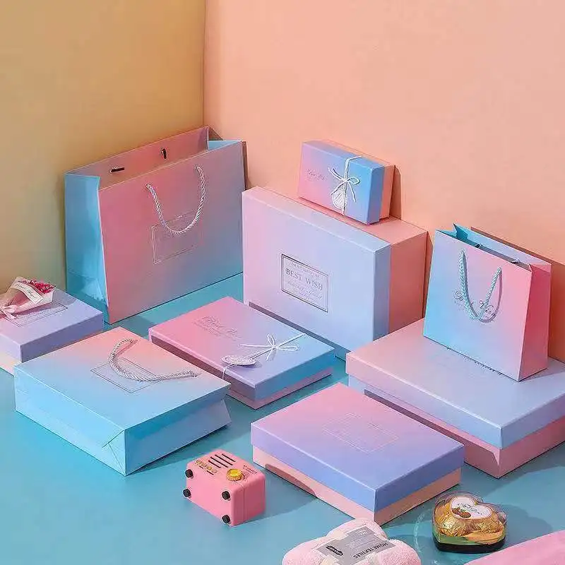 Customized Hot Selling Gift Packaging Box with Lid and Based Made of Recyclable Materials for Birthday Gift Packaging