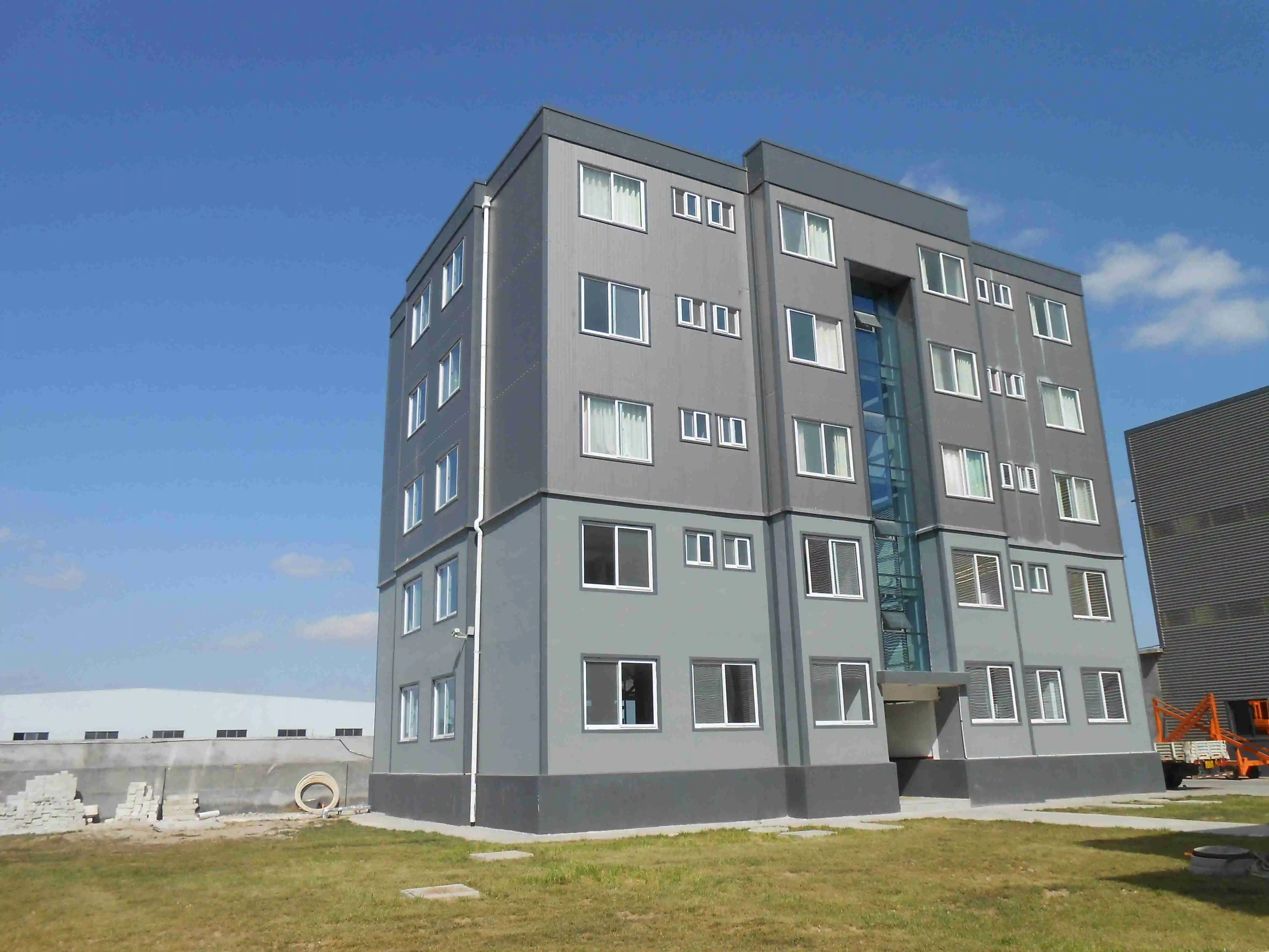 Недорогая многоэтажная стальная конструкция проживание квартиры