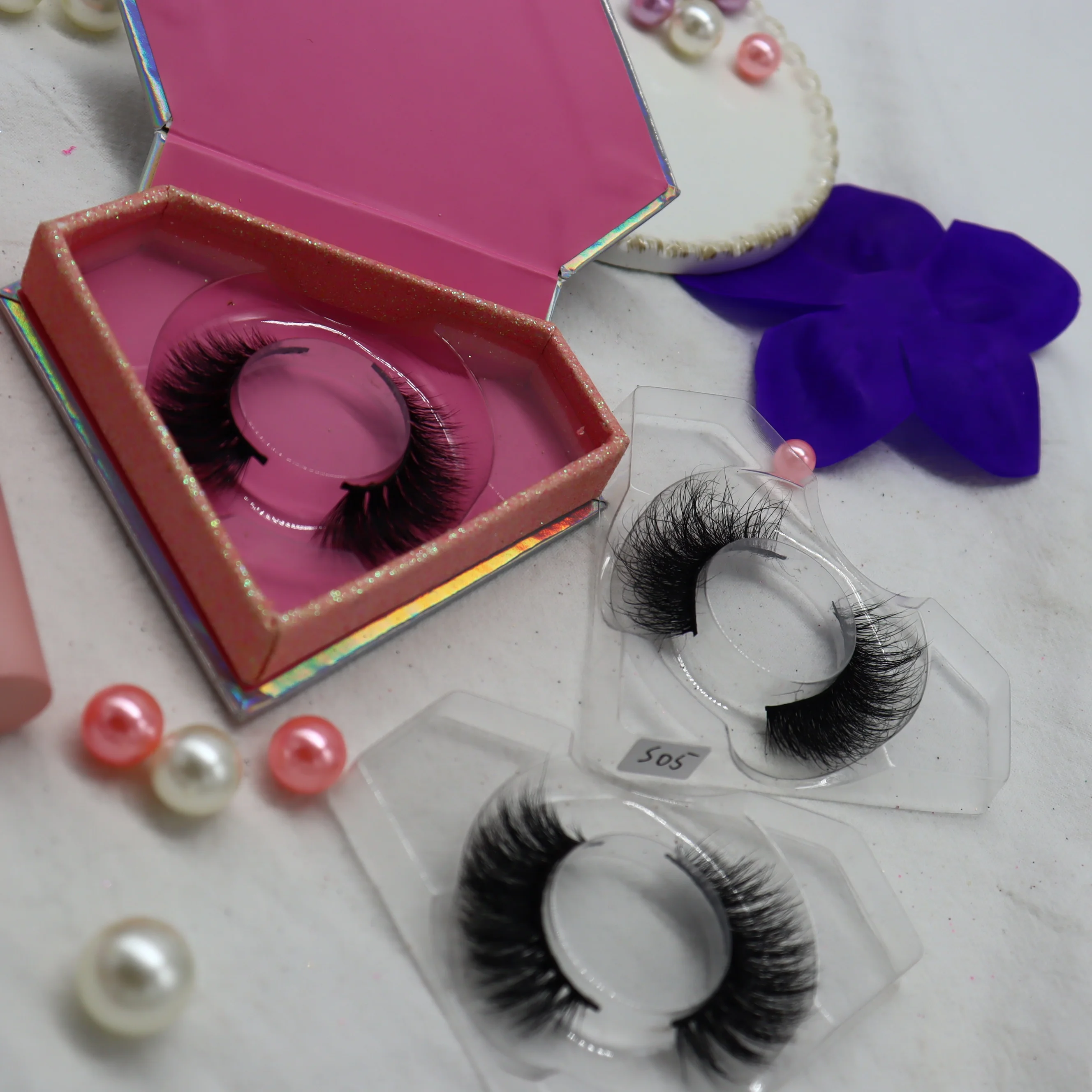 Alibaba best sell private label 3D Natural black mink lashes and custom eyelashes package