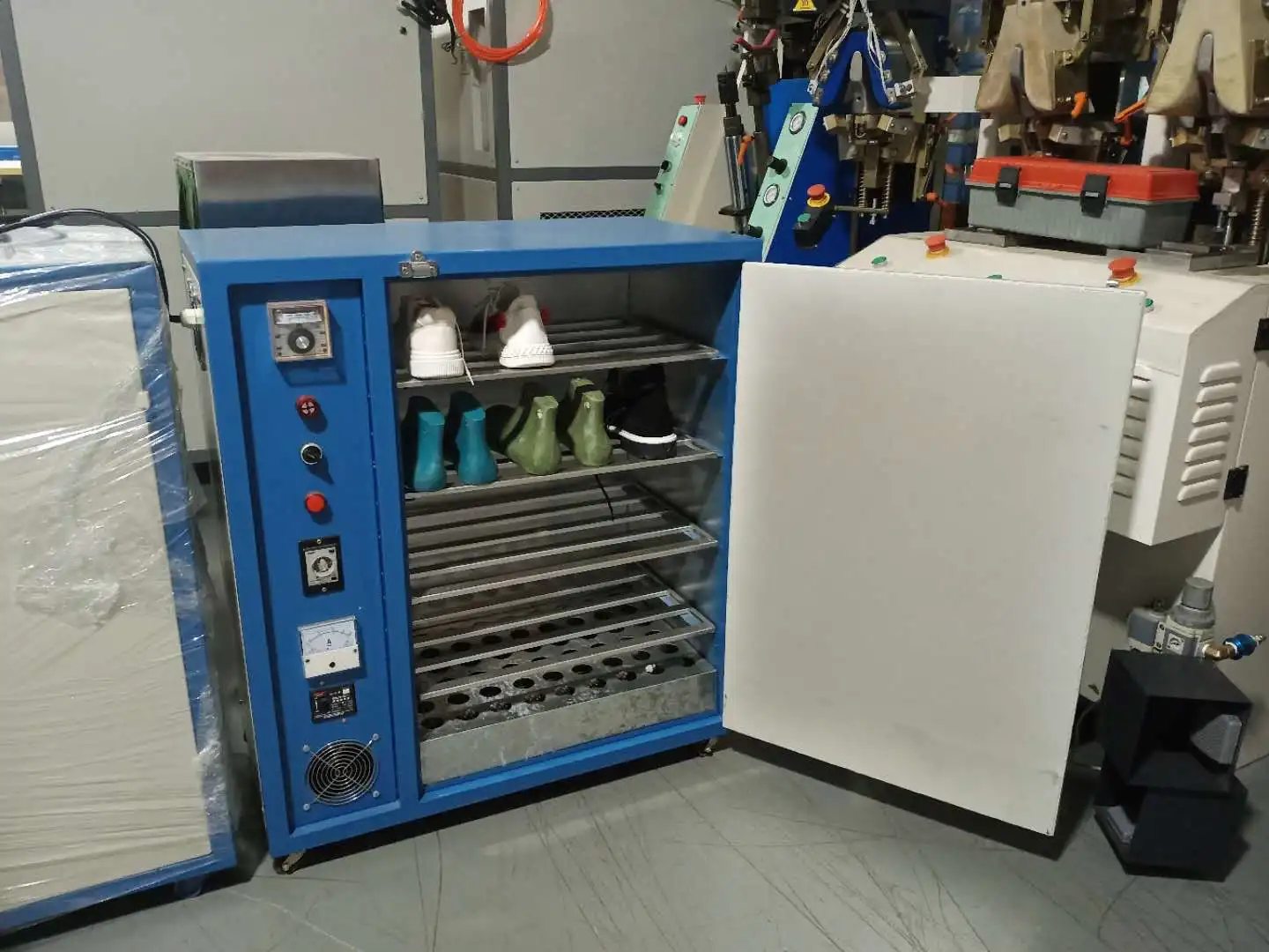 Small capacity  heat dryed oven machine for shoe making
